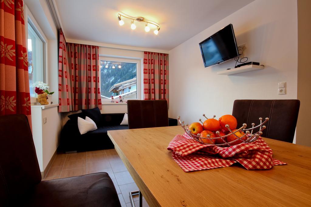 Alexandra'S Apartment Neustift im Stubaital Habitación foto